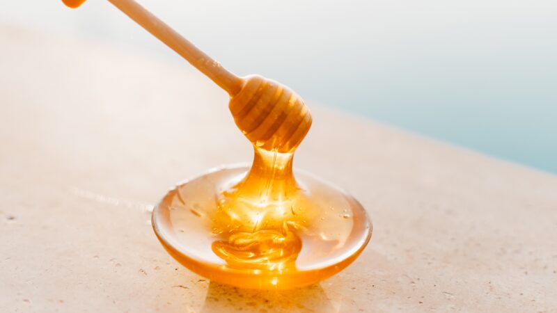 7 Benefícios do mel para sua saúde