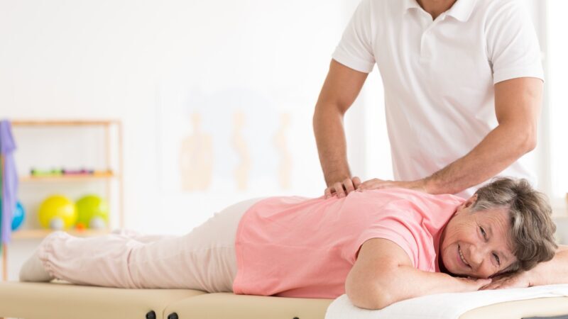 A Massagem para a Terceira Idade e seus benefícios
