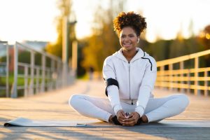10 exercícios de alongamento para a flexibilidade corporal