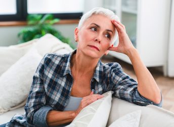 Como a Menopausa Impacta a Saúde Mental