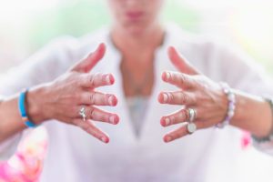 Imposição de Mãos à Distância